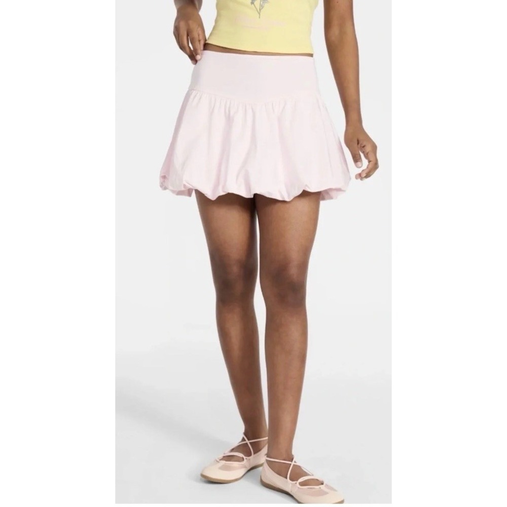 No Boundaries Women's Pink Short Skirt Size Medium (7-b70)